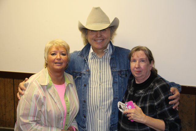 Dwight Yoakam